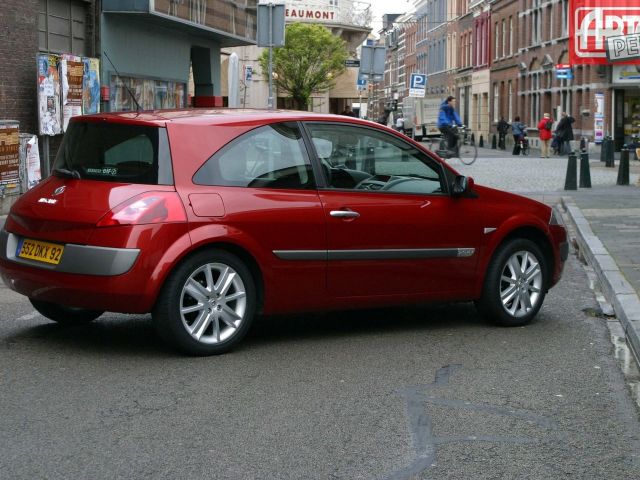 Фото Renault Megane II #2