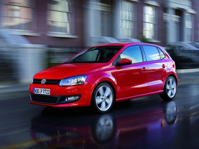 Фото Volkswagen Polo V #1