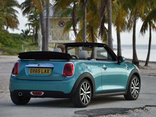 Фото MINI Cabrio III #2