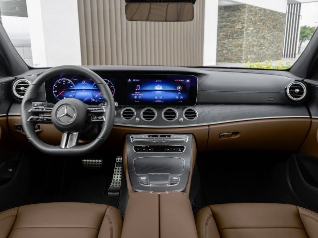 Фото Mercedes-Benz E-Класс V (W213, S213, C238) Рестайлинг #9