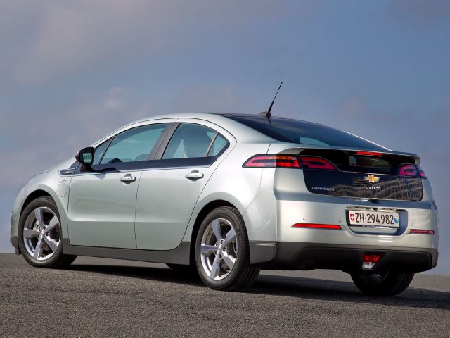 Фото Chevrolet Volt I #5