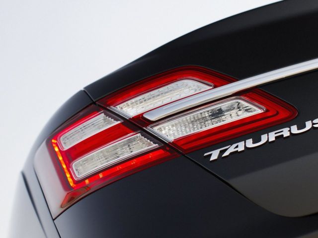 Фото Ford Taurus VI Restyling #7