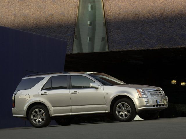 Фото Cadillac SRX I #5