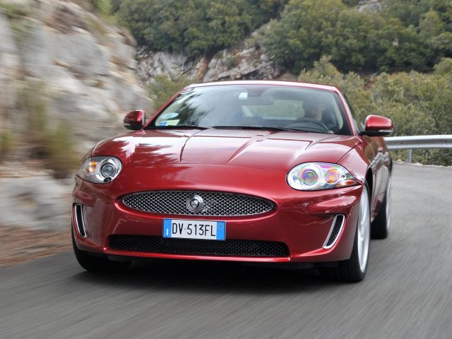 Фото Jaguar XK II Restyling 1 #2