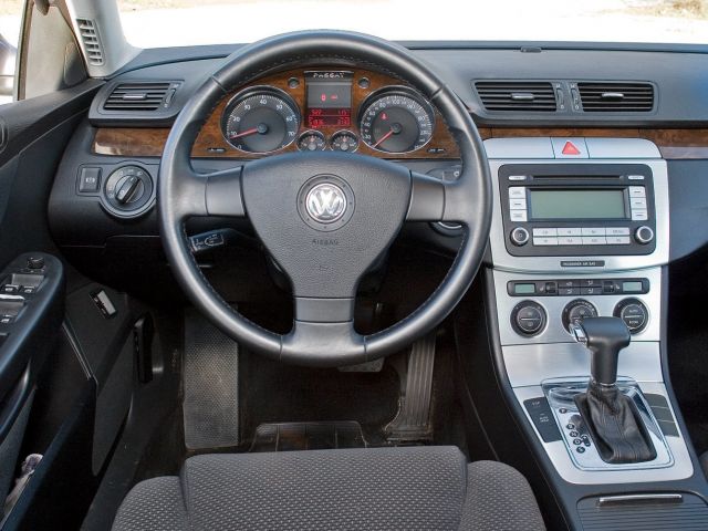 Фото Volkswagen Passat B6 #6