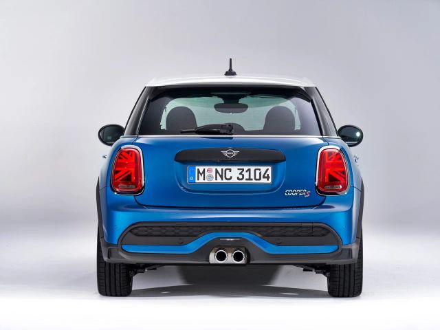 Фото MINI Hatch III (F55/F56) Restyling 2 #5