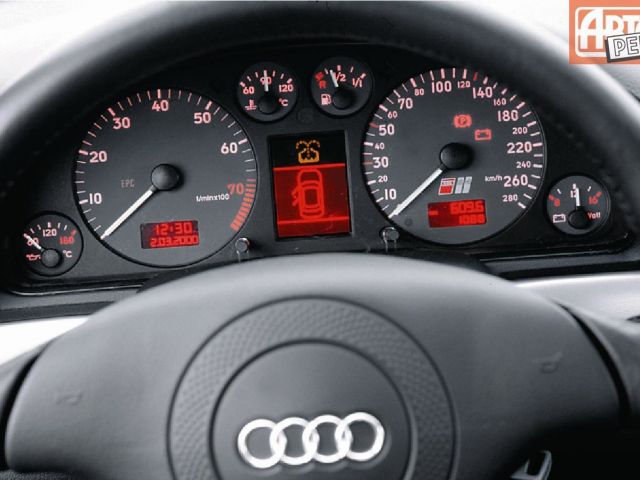 Фото Audi S4 I (B5) #5