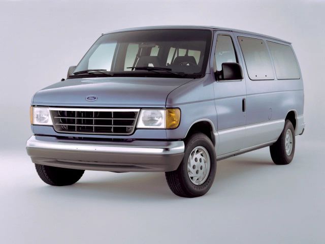 Фото Ford Econoline IV #3