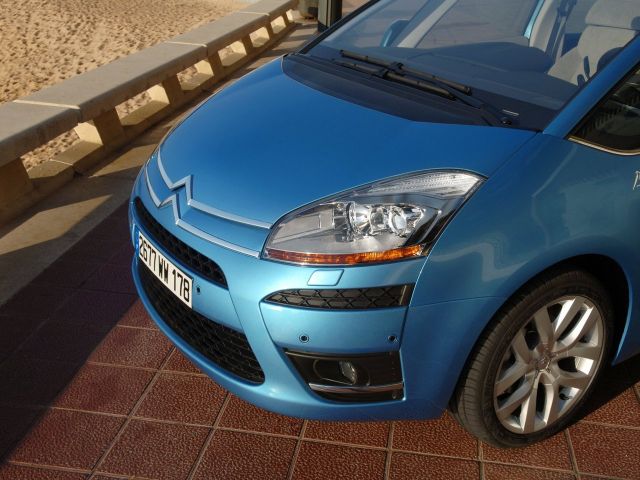 Фото Citroen C4 Picasso I #7