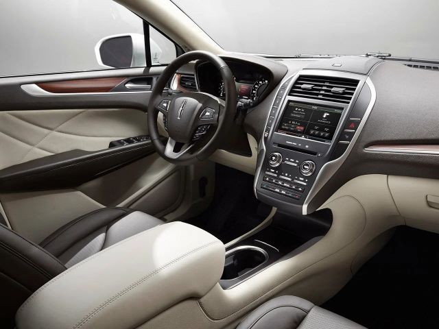 Фото Lincoln MKC I #5