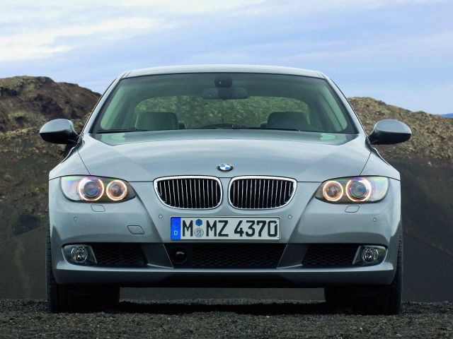 Фото BMW 3 серии V (E90/E91/E92/E93) #4