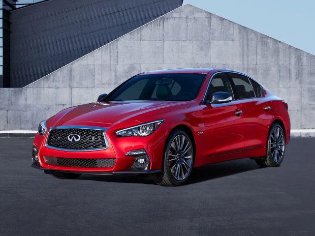 Фото Infiniti Q50 I Restyling #1