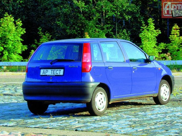 Фото Fiat Punto I #3