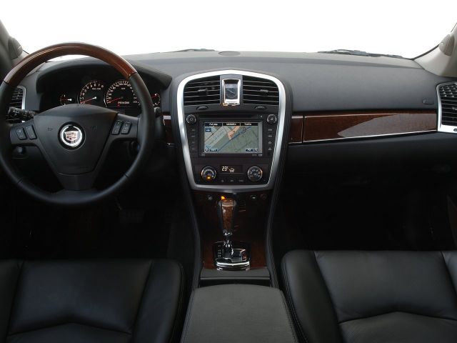 Фото Cadillac SRX I #4