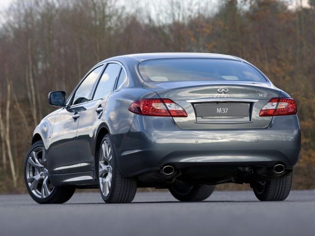 Фото Infiniti M IV #6