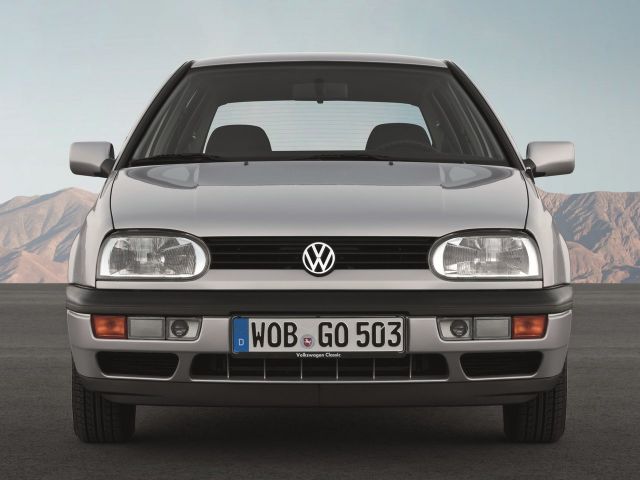 Фото Volkswagen Golf III #2