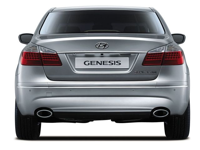 Фото Hyundai Genesis I #5