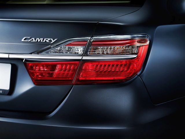 Фото Toyota Camry VII (XV50) Restyling #12