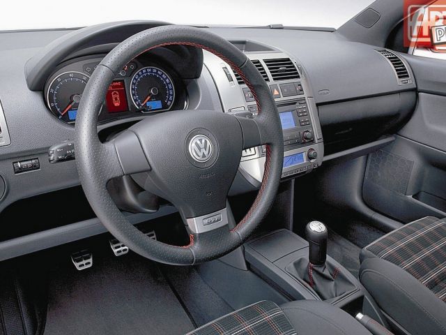 Фото Volkswagen Polo IV Рестайлинг #4