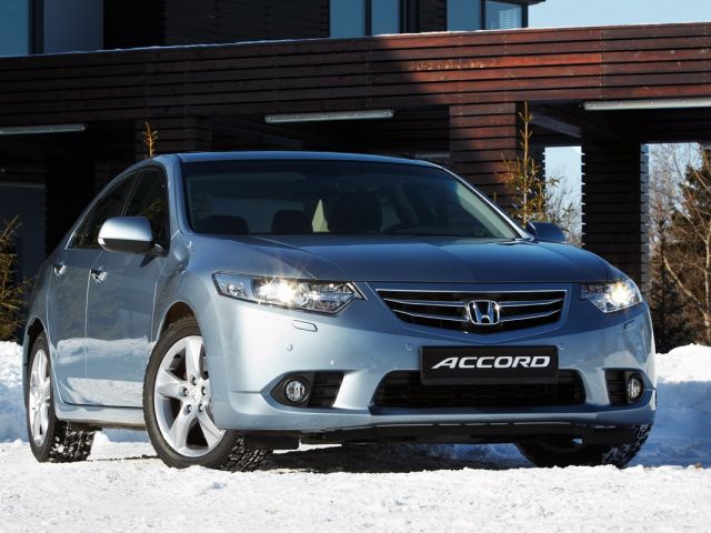 Фото Honda Accord VIII Restyling #4