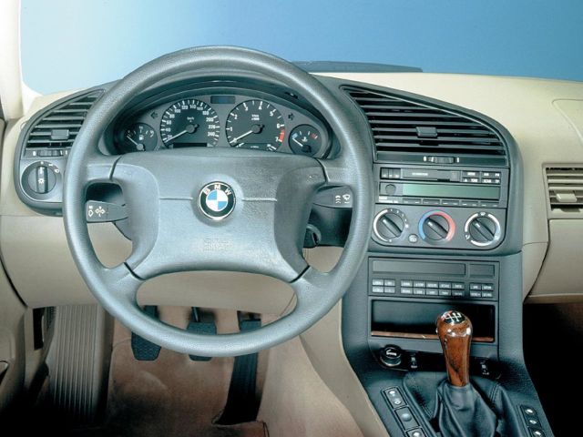 Фото BMW 3 Series III (E36) #4