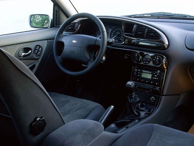 Фото Ford Mondeo II #3