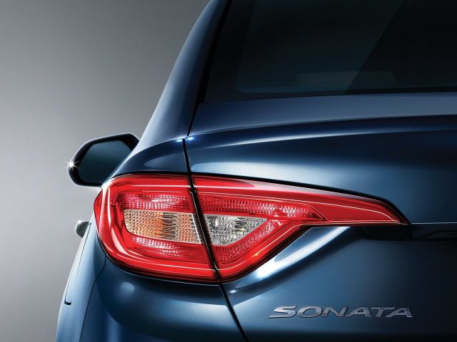 Фото Hyundai Sonata VII (LF) #15