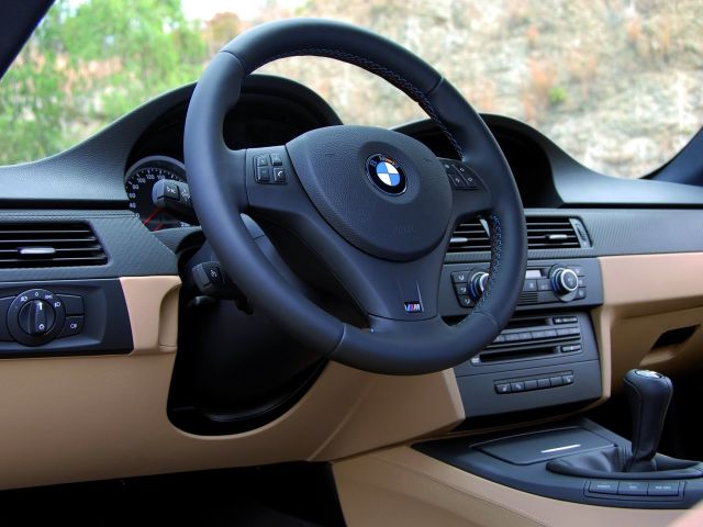 Фото BMW M3 IV (E90) #10