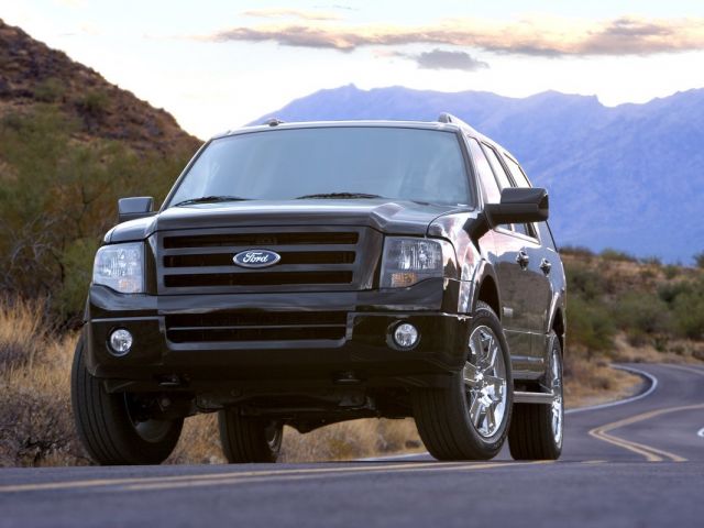 Фото Ford Expedition III #3