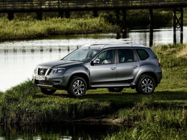 Фото Nissan Terrano III (D10) #1