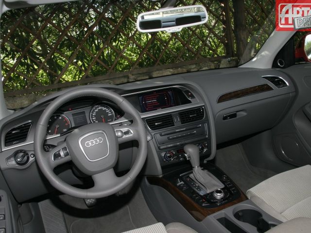 Фото Audi A4 IV (B8) #4