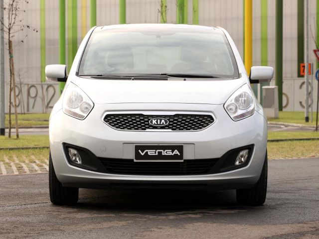 Фото Kia Venga I #3