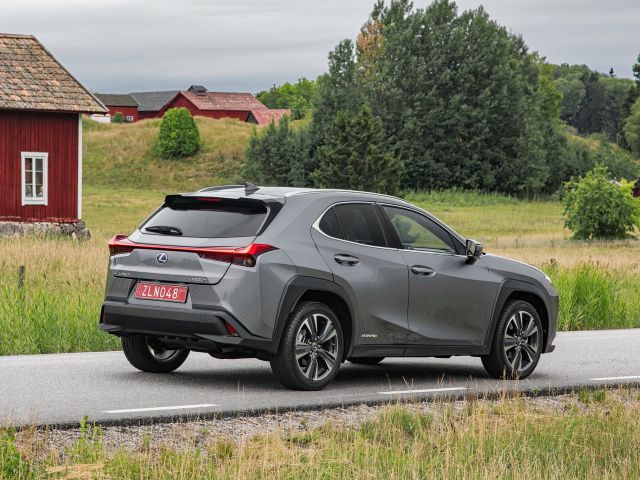 Фото Lexus UX I #5