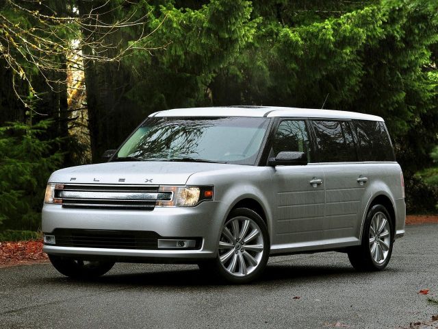 Фото Ford Flex I Restyling #1