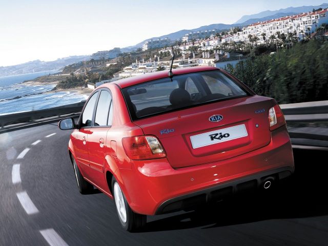 Фото Kia Rio II Restyling #3