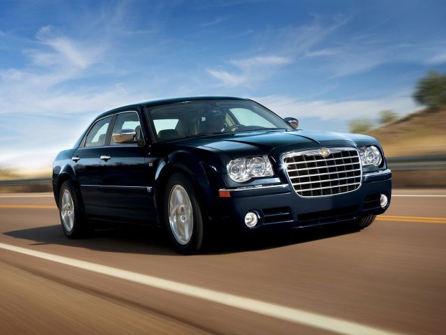 Фото Chrysler 300C I #1