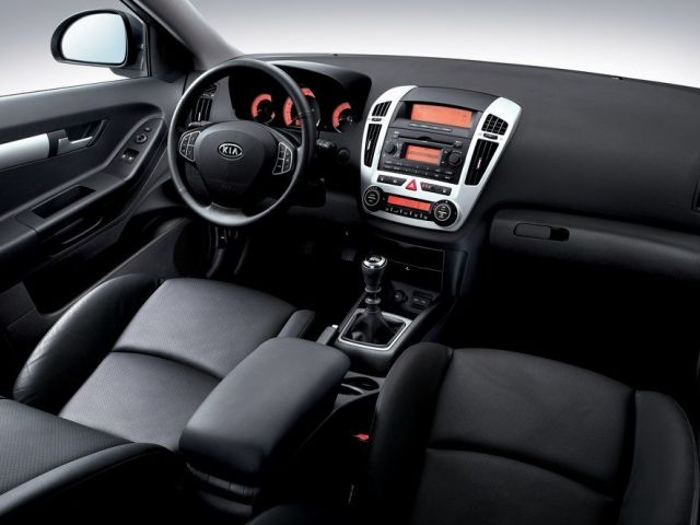 Фото Kia Ceed I #6