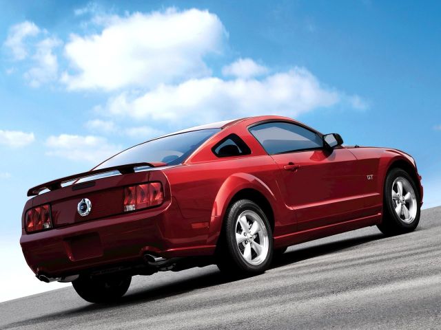 Фото Ford Mustang V #3