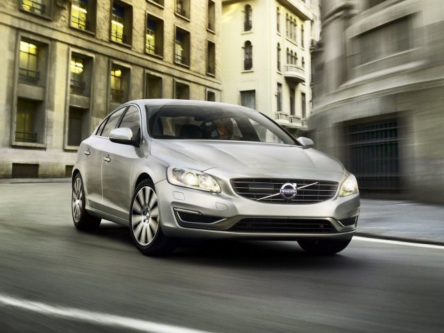 Фото Volvo S60 II Restyling #3