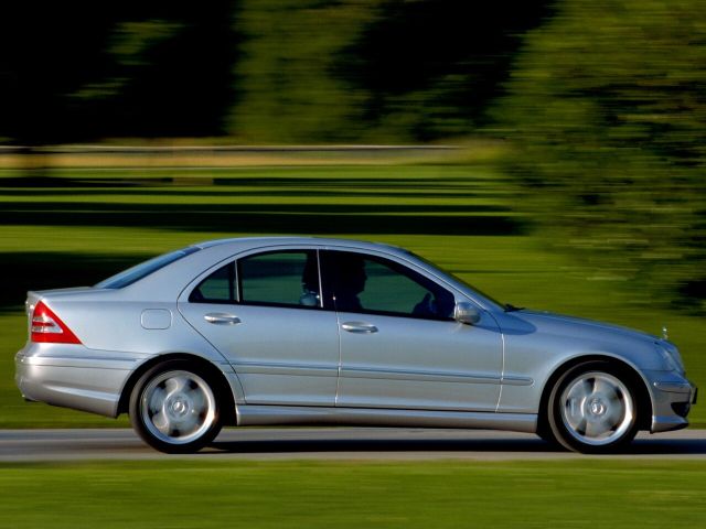 Фото Mercedes-Benz C-Класс AMG II (W203) #2