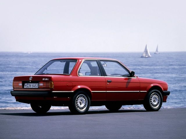 Фото BMW 3 серия II (E30) #2