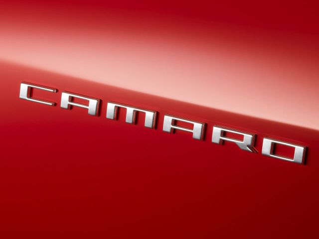 Фото Chevrolet Camaro V #2