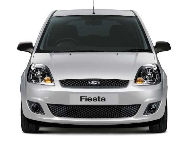 Фото Ford Fiesta Mk5 #4