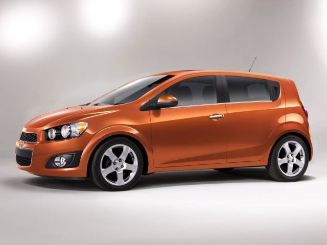 Фото Chevrolet Sonic #5