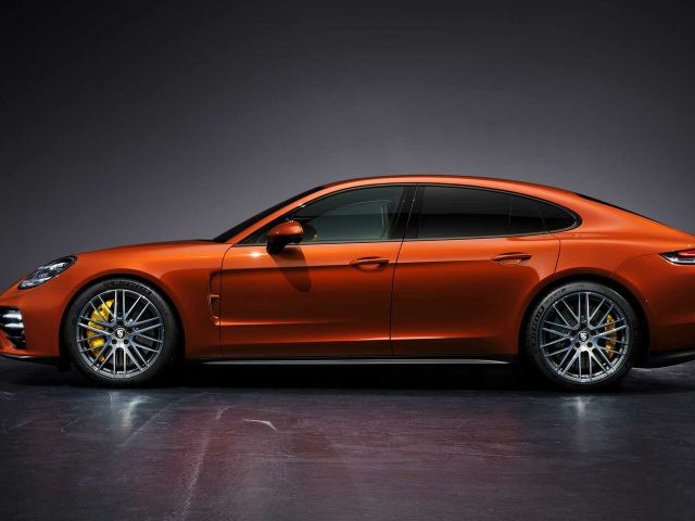 Фото Porsche Panamera II Рестайлинг #2