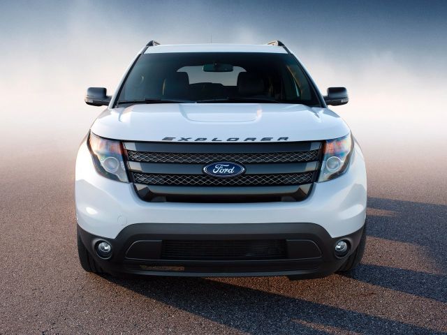 Фото Ford Explorer V #3