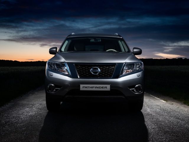 Фото Nissan Pathfinder IV #4