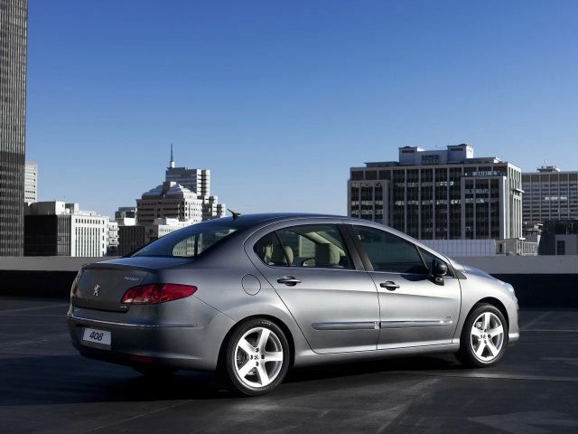 Фото Peugeot 408 I #2