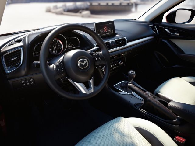Фото Mazda 3 III (BM) #4