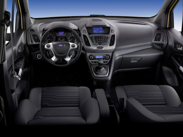 Фото Ford Tourneo Connect II #3